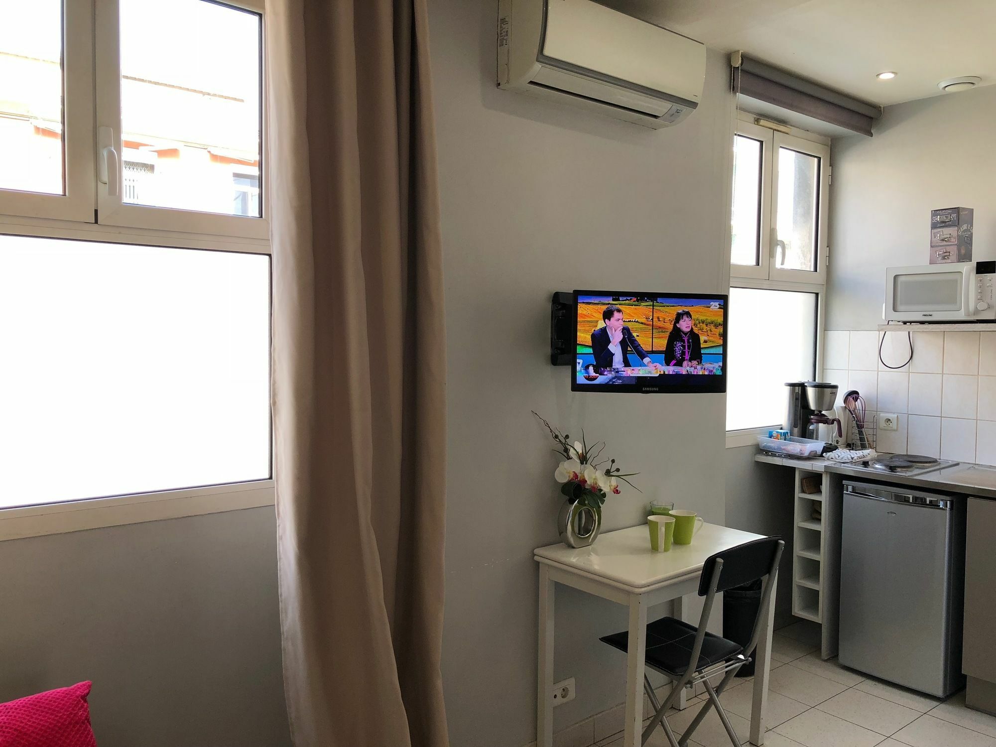 Studios Cenac Riviera نيس المظهر الخارجي الصورة